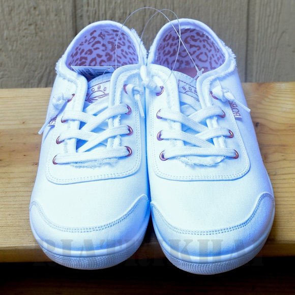 white Skechers Women's BOBS B Cute Sneaker - Picture 5 of 7